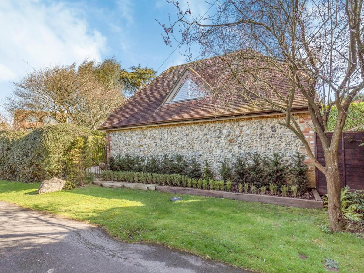 Pass The Keys Peaceful And Beautiful 1 Bedroom Barn Conversion Chichester Bagian luar foto