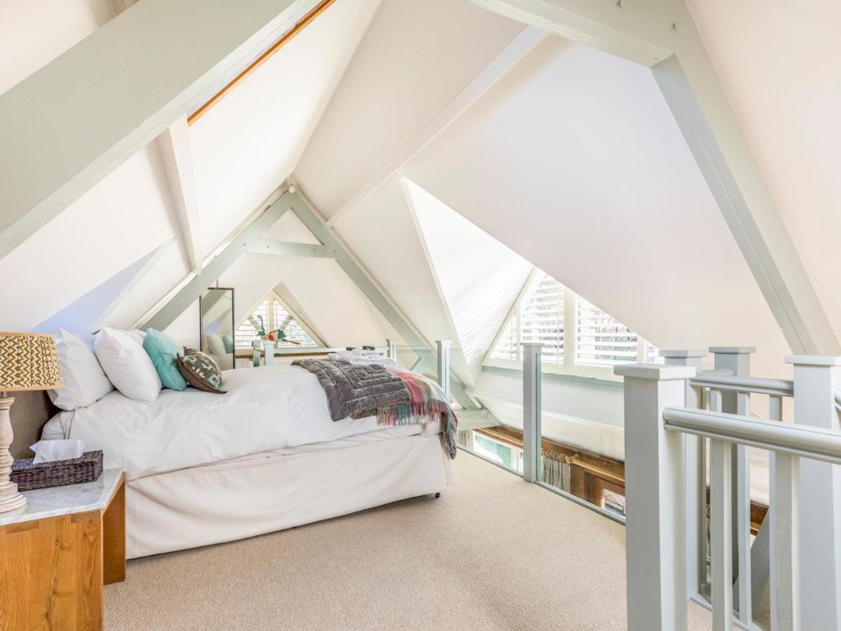 Pass The Keys Peaceful And Beautiful 1 Bedroom Barn Conversion Chichester Bagian luar foto