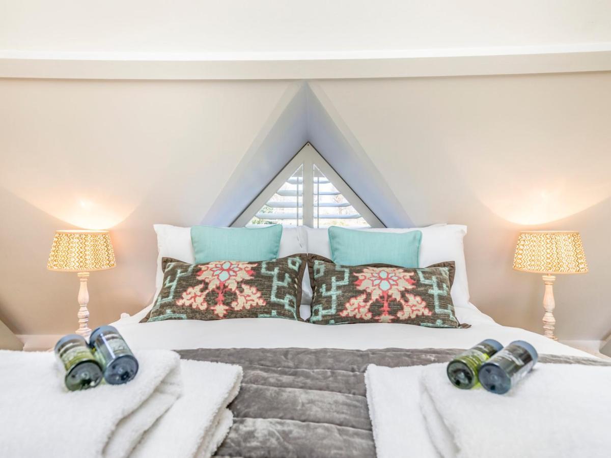 Pass The Keys Peaceful And Beautiful 1 Bedroom Barn Conversion Chichester Bagian luar foto