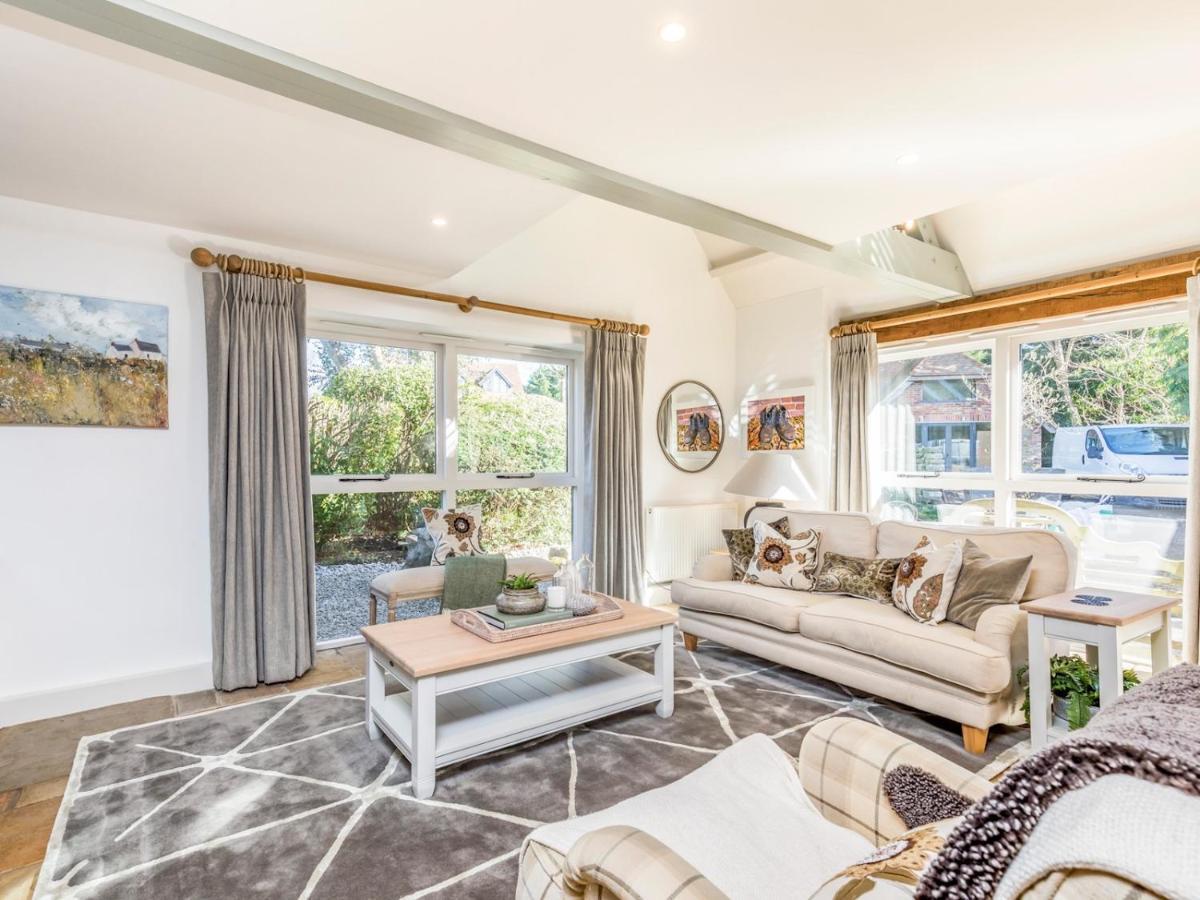 Pass The Keys Peaceful And Beautiful 1 Bedroom Barn Conversion Chichester Bagian luar foto