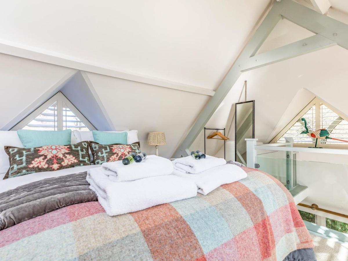 Pass The Keys Peaceful And Beautiful 1 Bedroom Barn Conversion Chichester Bagian luar foto