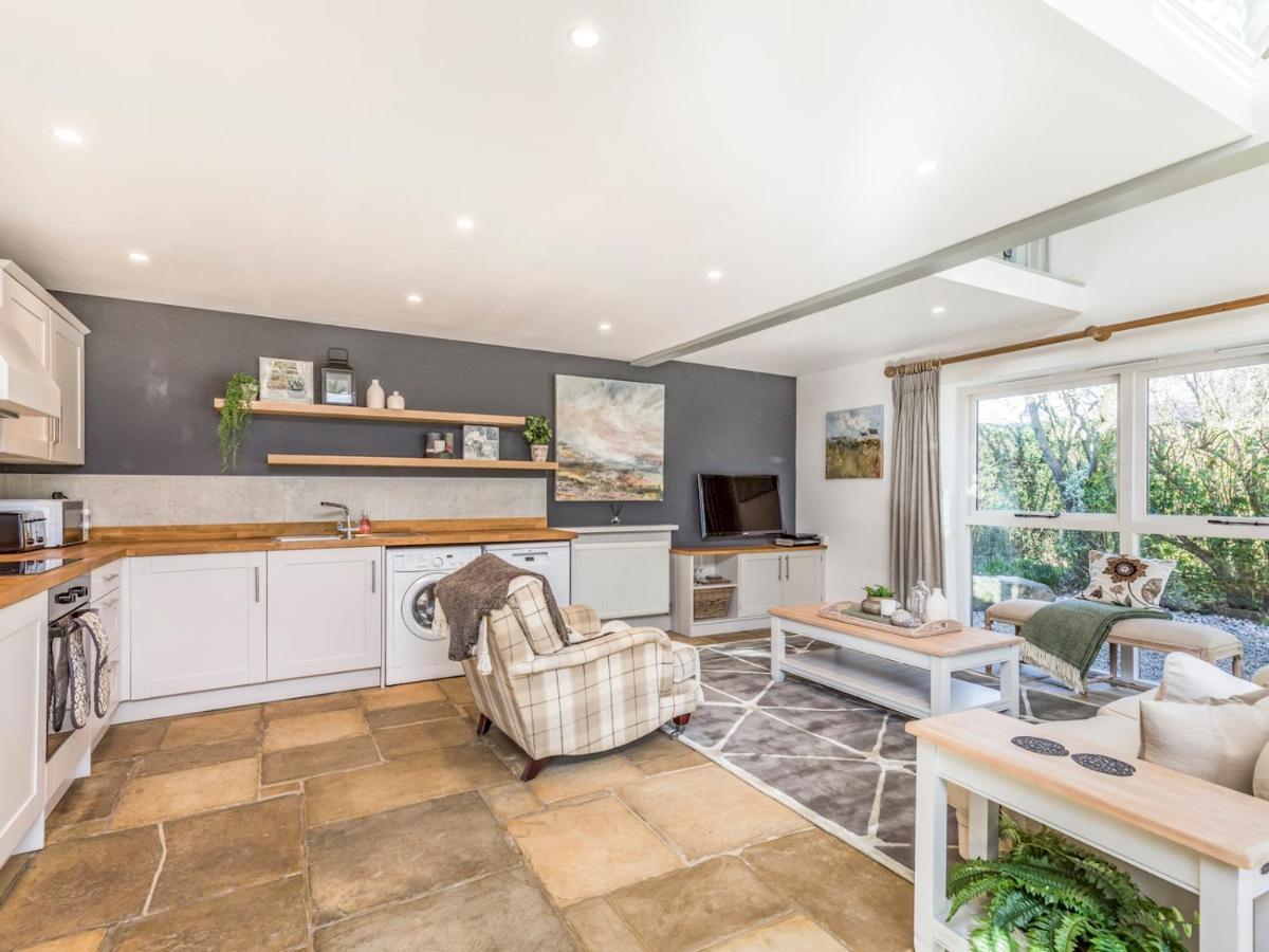 Pass The Keys Peaceful And Beautiful 1 Bedroom Barn Conversion Chichester Bagian luar foto