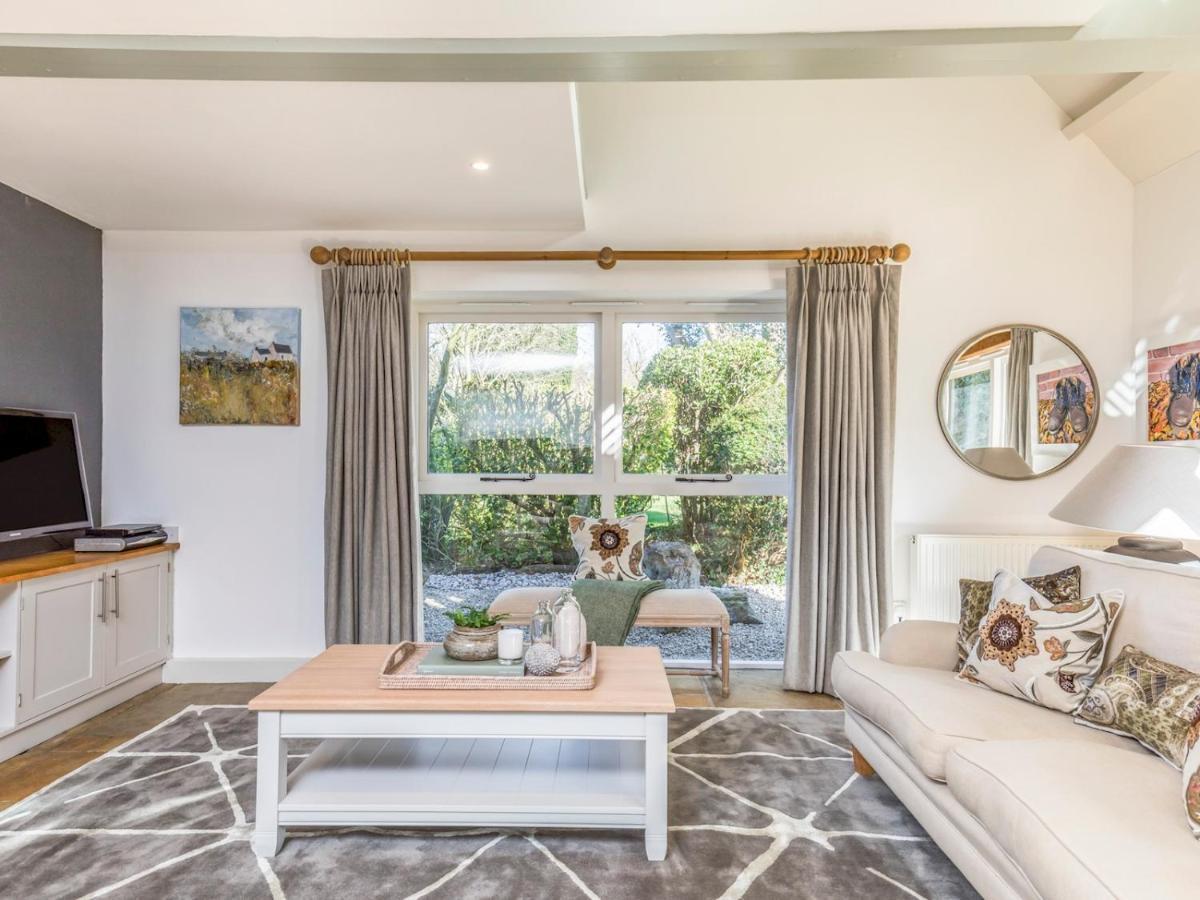 Pass The Keys Peaceful And Beautiful 1 Bedroom Barn Conversion Chichester Bagian luar foto