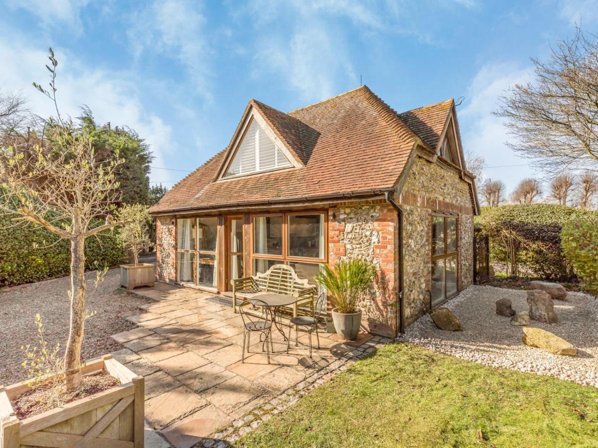 Pass The Keys Peaceful And Beautiful 1 Bedroom Barn Conversion Chichester Bagian luar foto